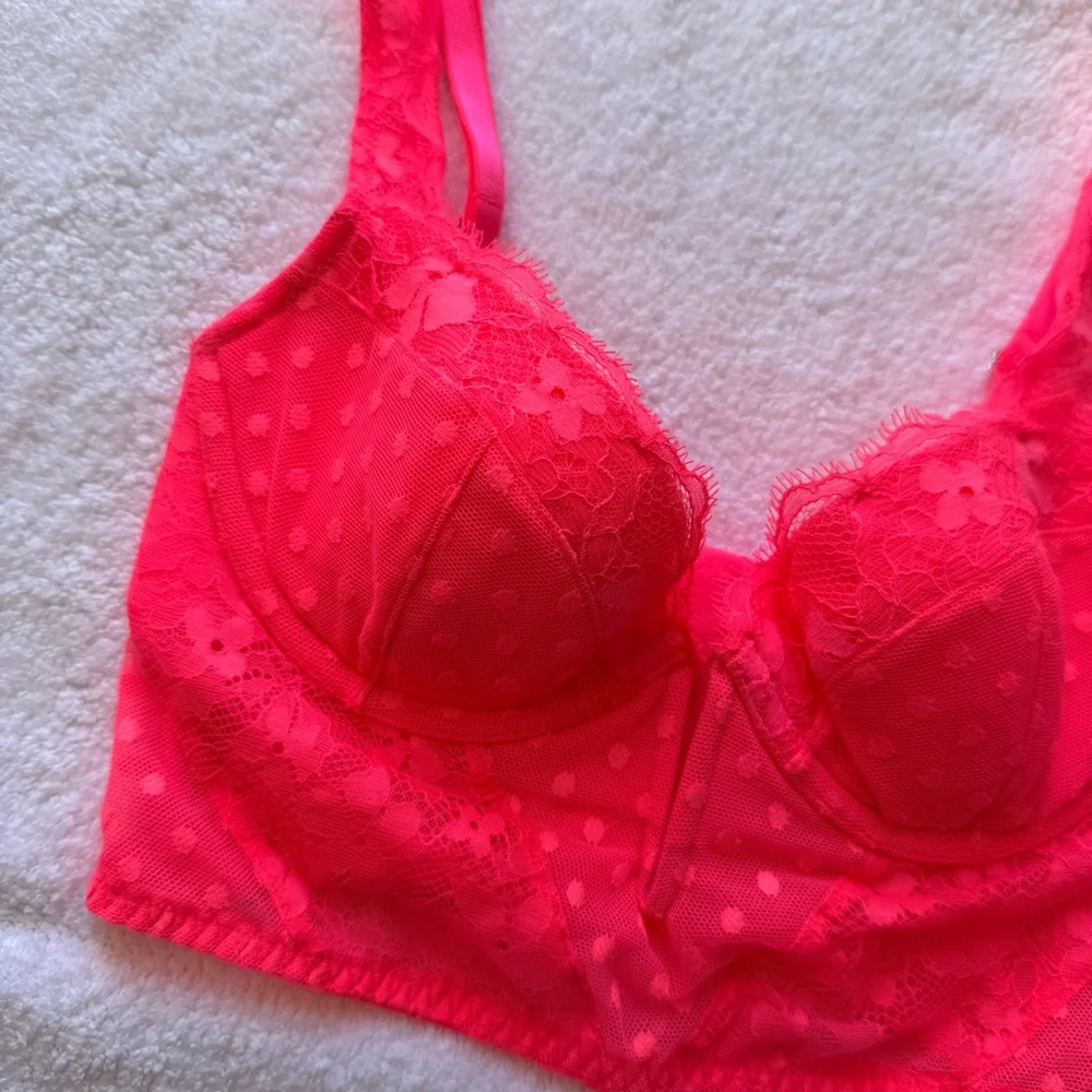 NWOT Victoria's Secret Dream Angels Lace Bustier Top